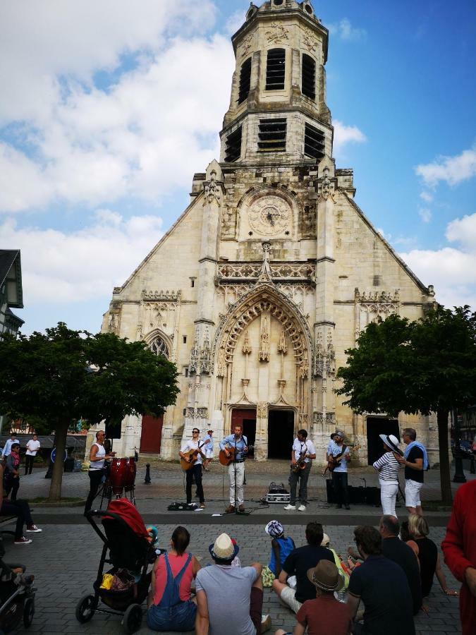 Un Parfum D'Embruns Hypercentre Honfleur, Fibre Daire Dış mekan fotoğraf